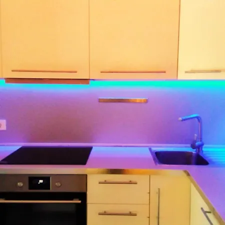 Yellowstone 公寓 *